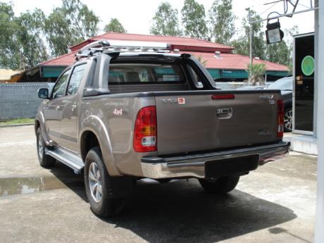 new Toyota Hilux Vigo Double Cab at Thailand's top Toyota Hilux Vigo dealer Sam Motors Thailand