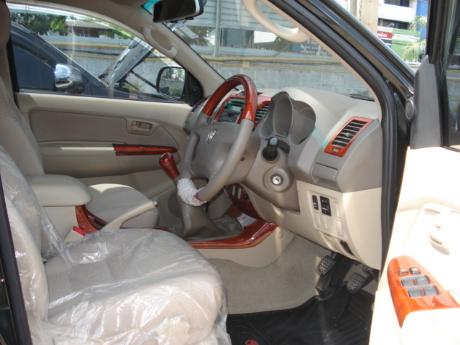 used Toyota Hilux VigoDouble Cab 4x4 G at Thailand's top Toyota new and used Hilux Vigo dealer Sam Motors Thailand
